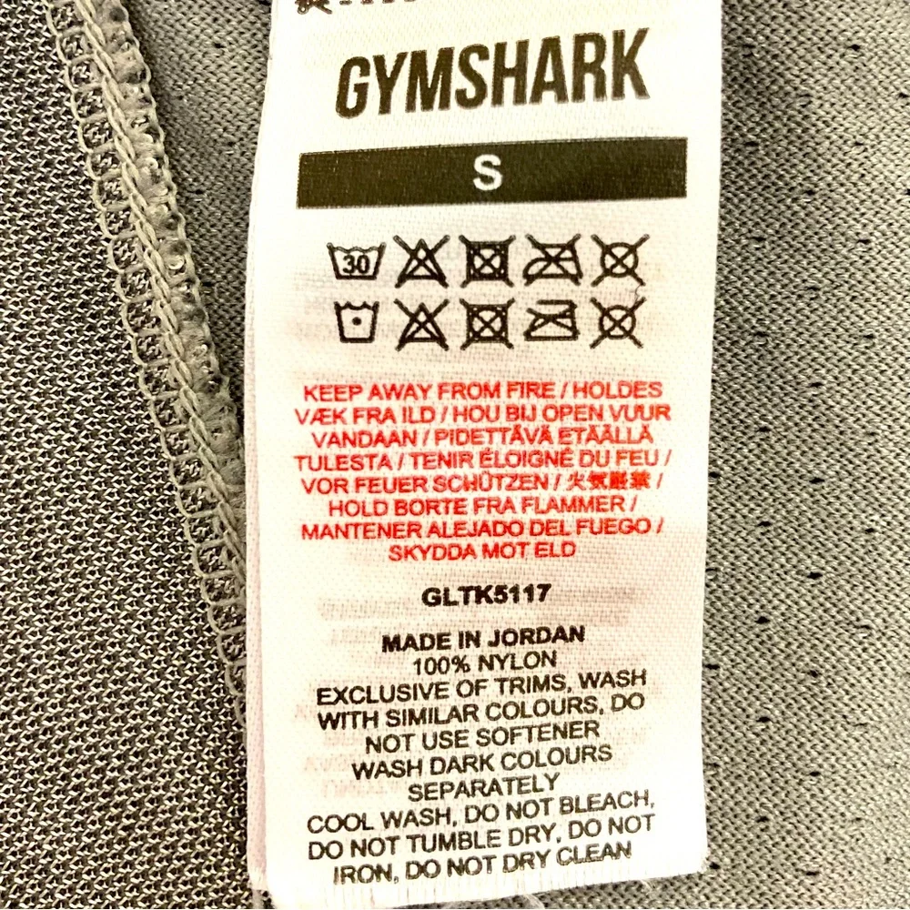 GYMSHARK Silver Gray Athletic Work Out Tank Top with Cross Over Back Size Small - Picture 8 of 10